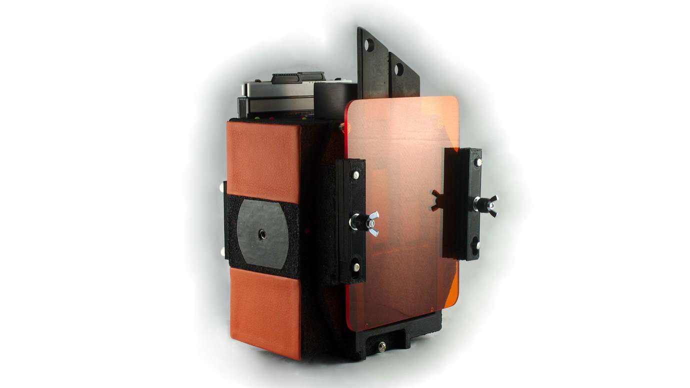 pinhole magnificat 4x5 frontal view with filter holder